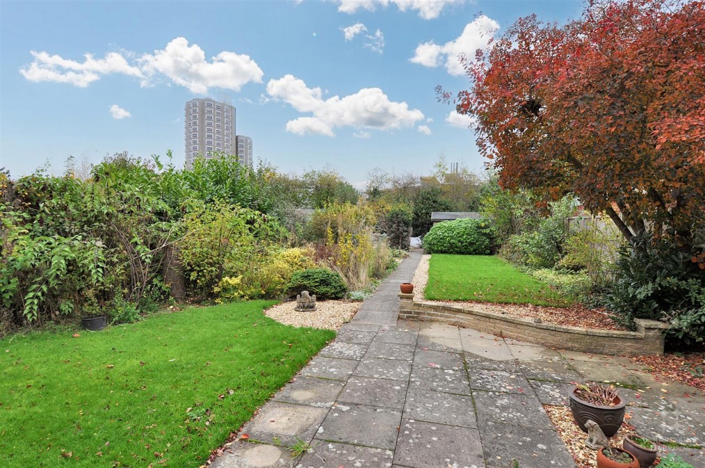 Mountfields Drive, Loughborough