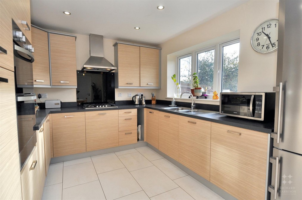 Brockington Place, (off Westfield Drive) Loughborough