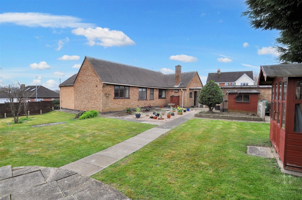 Knights Crescent, Rothley