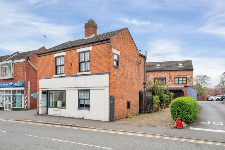 COMMERCIAL/RESIDENTIAL INVESTMENT High Street, Barrow Upon Soar