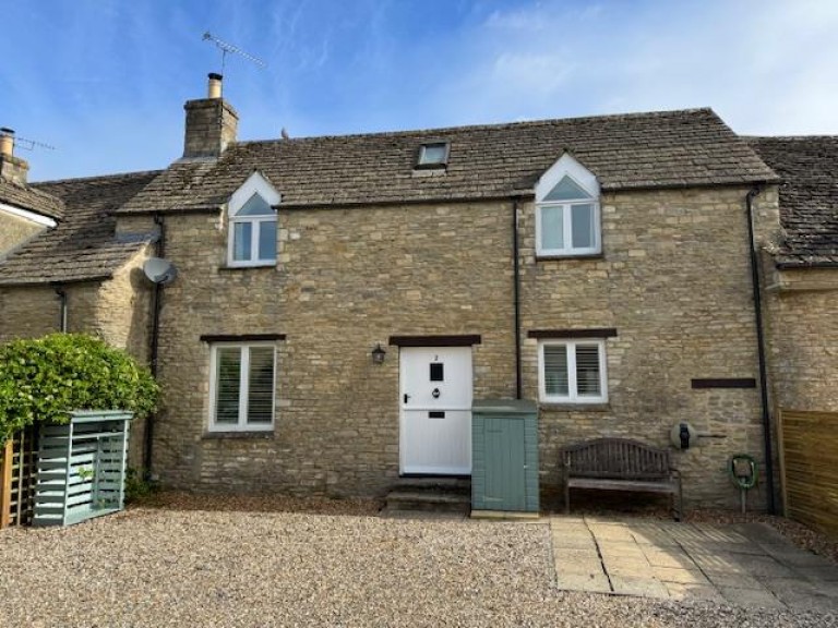 White Hart Court, Fairford