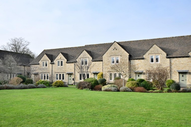 Lygon Court, Fairford