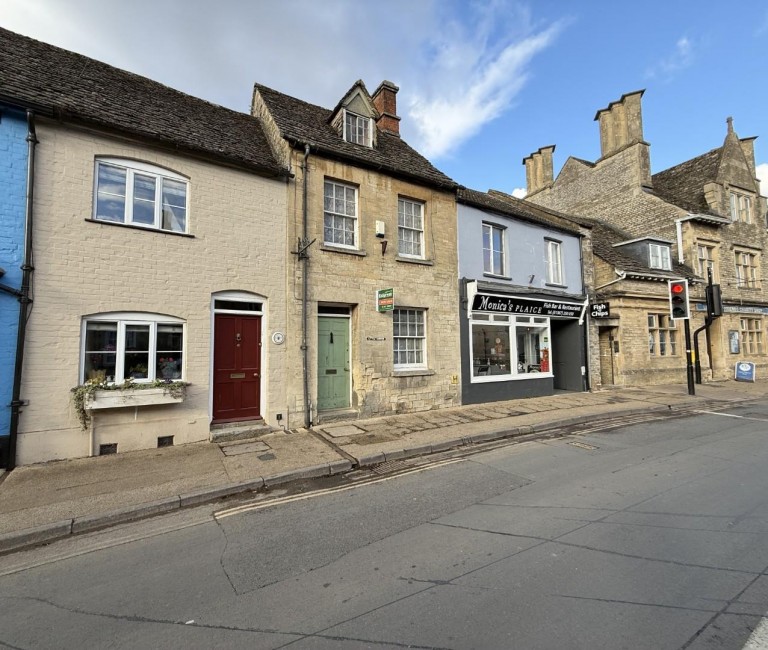 High Street, Lechlade