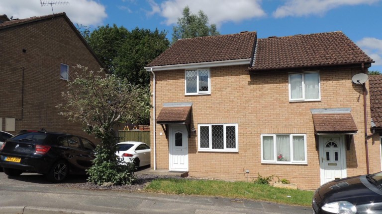 Marigold Close, Woodhall Park