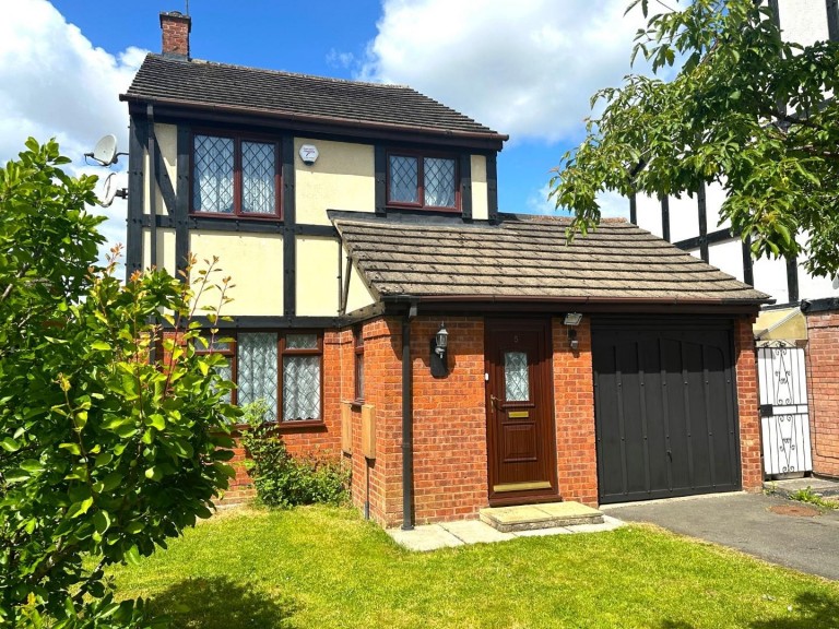 Bale Close, Grange Park, Swindon