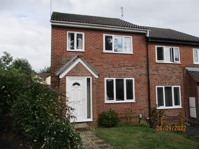 Stenness Close, Sparcells, Swindon