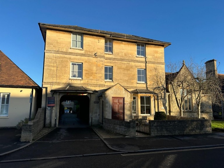 95 Victoria Road, Cirencester