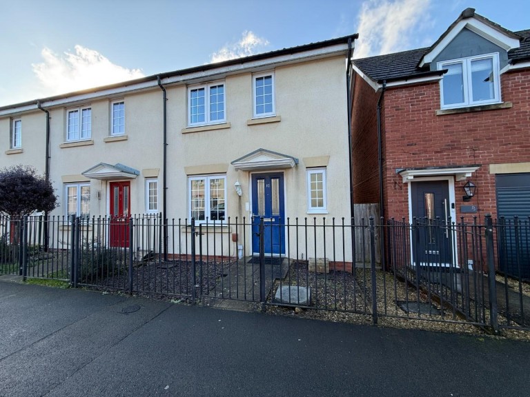 Clapham Close, Moredon