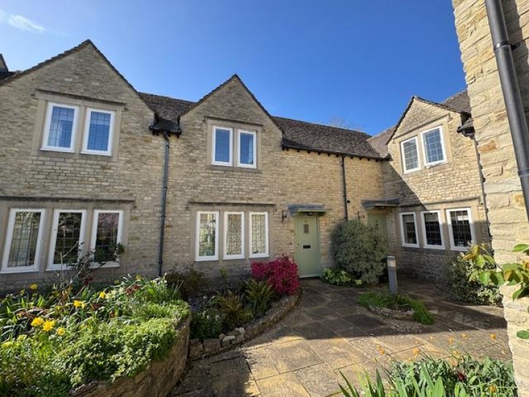 Lygon Court, Fairford