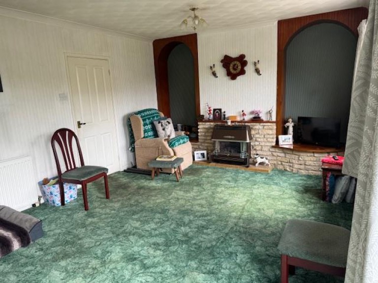 Churchill Place, Fairford