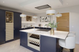 Detached family home with garage & parking. SAVE ££££'s - £27,500 STAMP DUTY paid