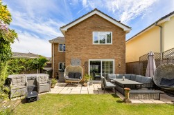 Cerney Gardens, Nailsea, BS48