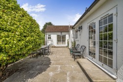 South Meadows, Wrington, BS40
