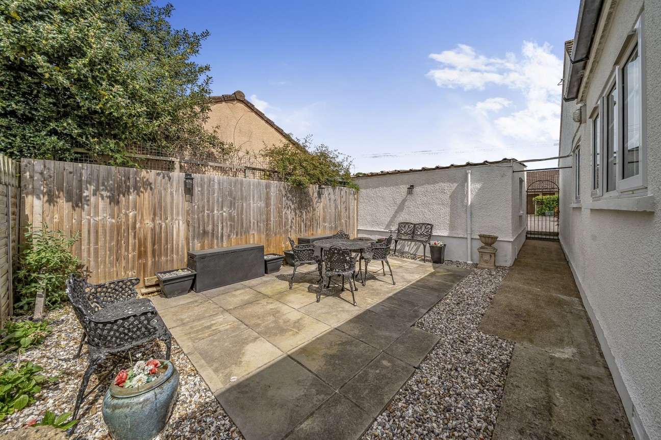 South Meadows, Wrington, BS40
