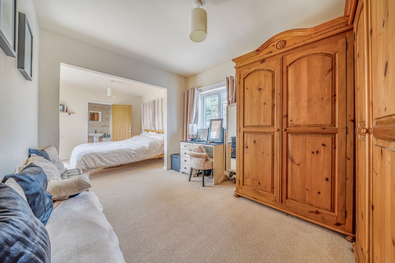 South Meadows, Wrington, BS40