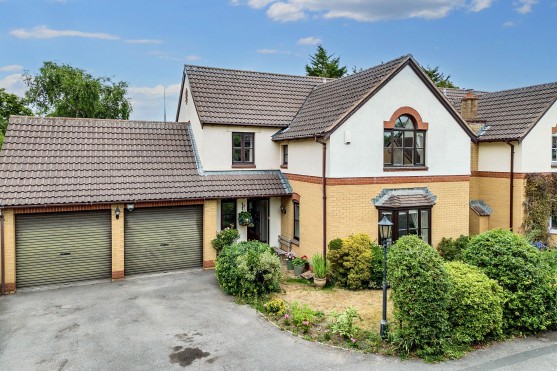 Hawthorn Crescent, Yatton, BS49
