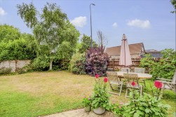 Hawthorn Crescent, Yatton, BS49