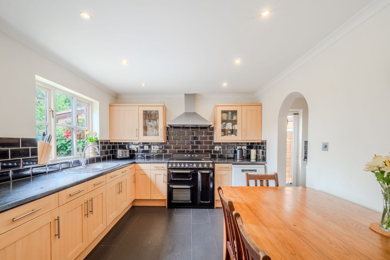 Hawthorn Crescent, Yatton, BS49