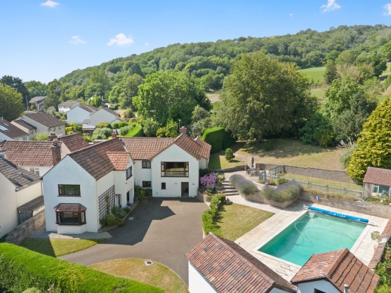 Chestnut Avenue, Axbridge, BS26