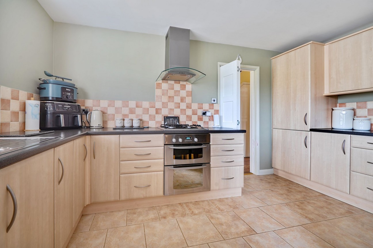 Dysons Close, Yatton, BS49