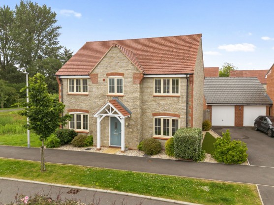 Muntjac Road, Langford, BS40