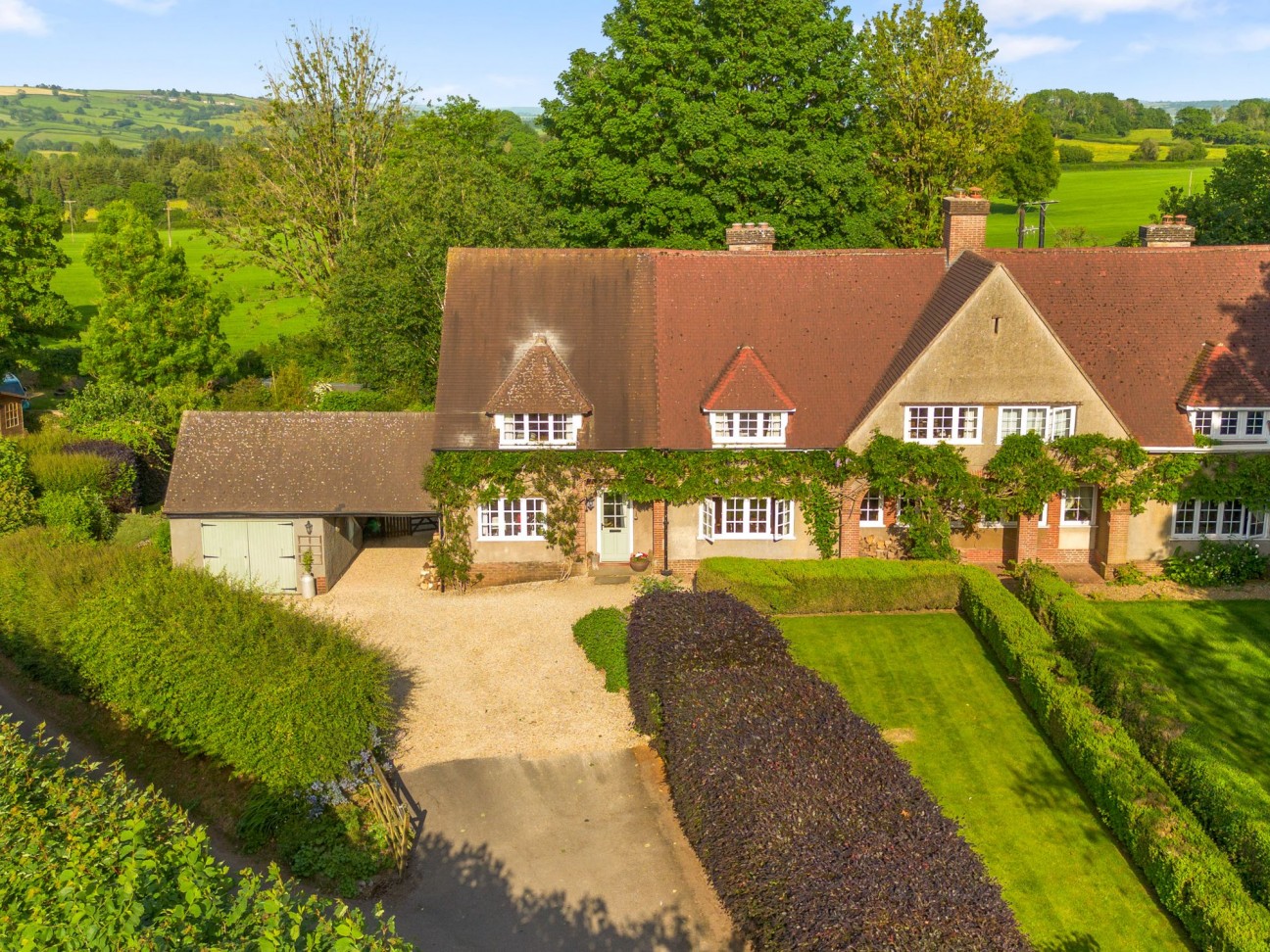 77 Parsonage Lane, Winford, BS40