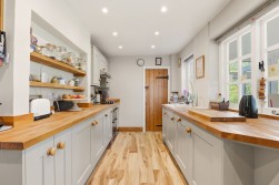 77 Parsonage Lane, Winford, BS40