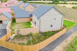 Mansbury Gardens, Congresbury, BS49