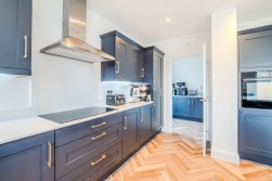 Mansbury Gardens, Congresbury, BS49