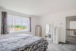 Mansbury Gardens, Congresbury, BS49