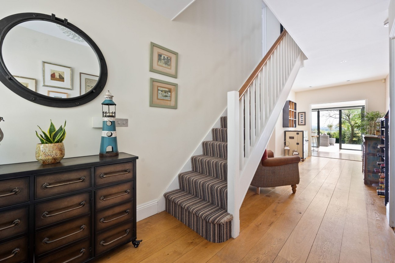 Clevedon Road, Tickenham, BS21