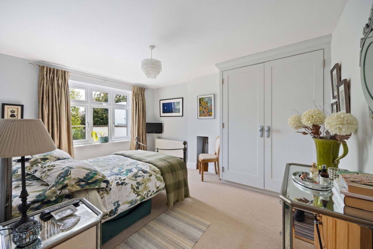 Clevedon Road, Tickenham, BS21