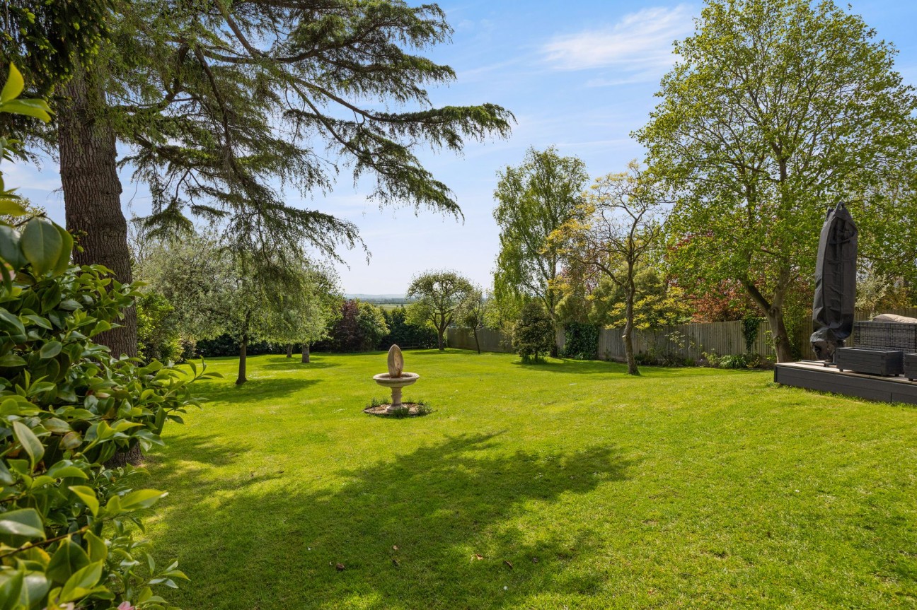 Clevedon Road, Tickenham, BS21