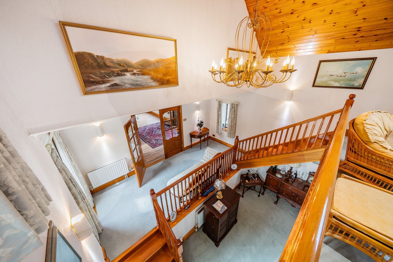 Impressive, detached country residence on edge of Wrington with stunning parkland gardens