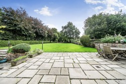 Impressive, detached country residence on edge of Wrington with stunning parkland gardens