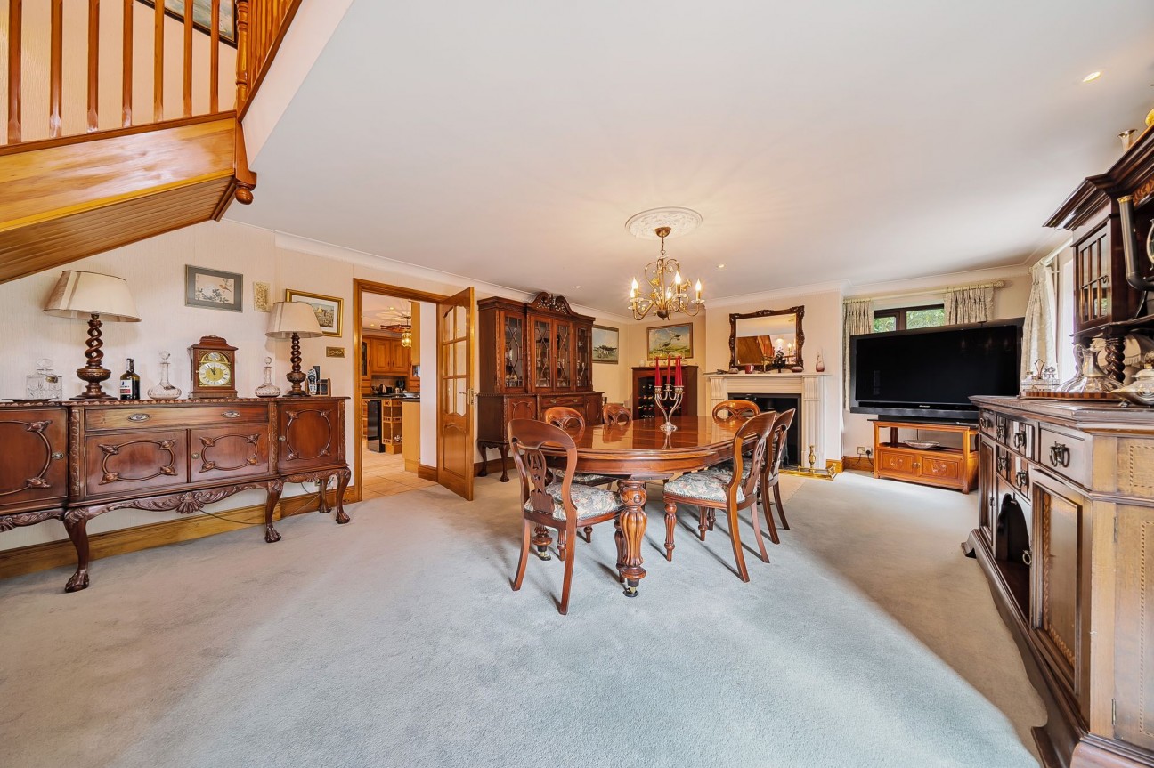 Impressive, detached country residence on edge of Wrington with stunning parkland gardens