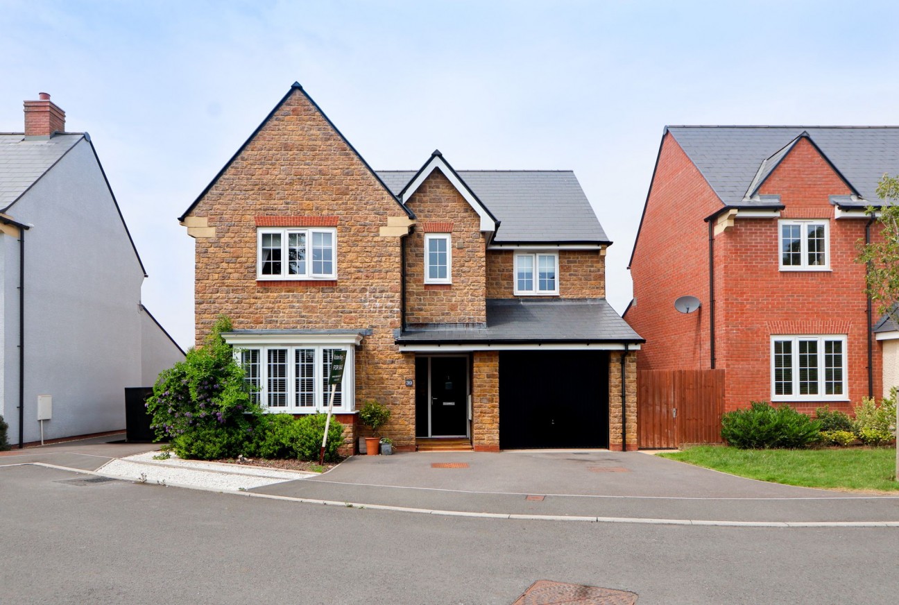 Wheatear Road, Yatton, BS49