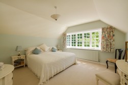 Hunters Lodge, Backwell Hill, BS48 - exceptional country estate set in 15 acres with extensive equestrian facilities