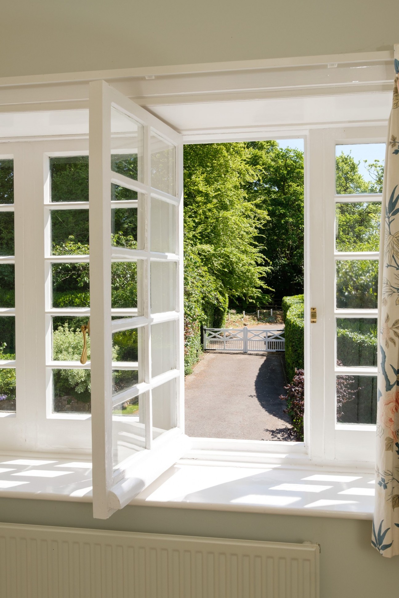 Hunters Lodge, Backwell Hill, BS48 - exceptional country estate set in 15 acres with extensive equestrian facilities