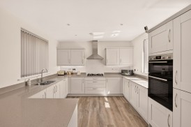 Mansbury Gardens, Congresbury, BS49