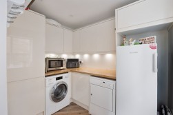 Dunsters Road, Claverham, BS49