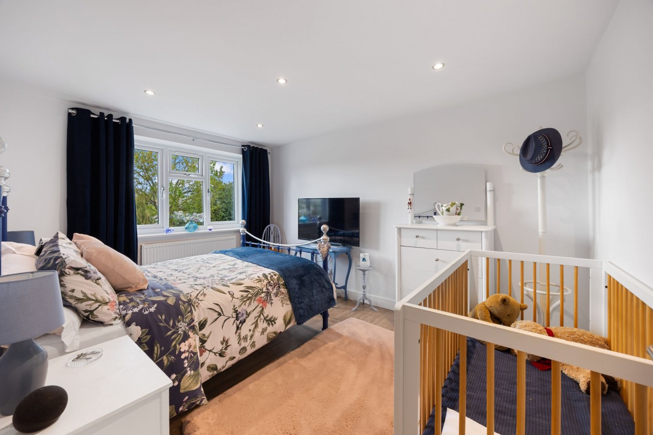 Dunsters Road, Claverham, BS49