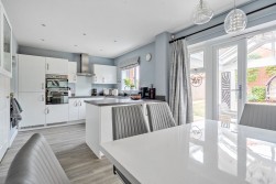 Wheatear Road, Yatton, BS49