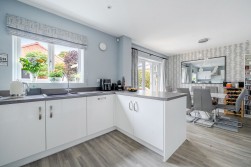 Wheatear Road, Yatton, BS49