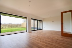 2 Somerset Court, Brinsea, Congresbury