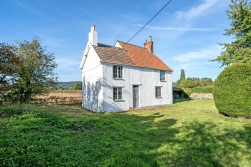 3 bed with planning permission already granted to extend to 5 bedrooms