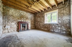 3 bed with planning permission already granted to extend to 5 bedrooms