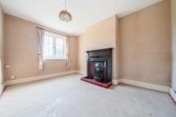 3 bed with planning permission already granted to extend to 5 bedrooms