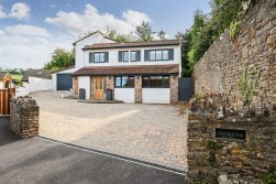 Bell Square, Blagdon, BS40