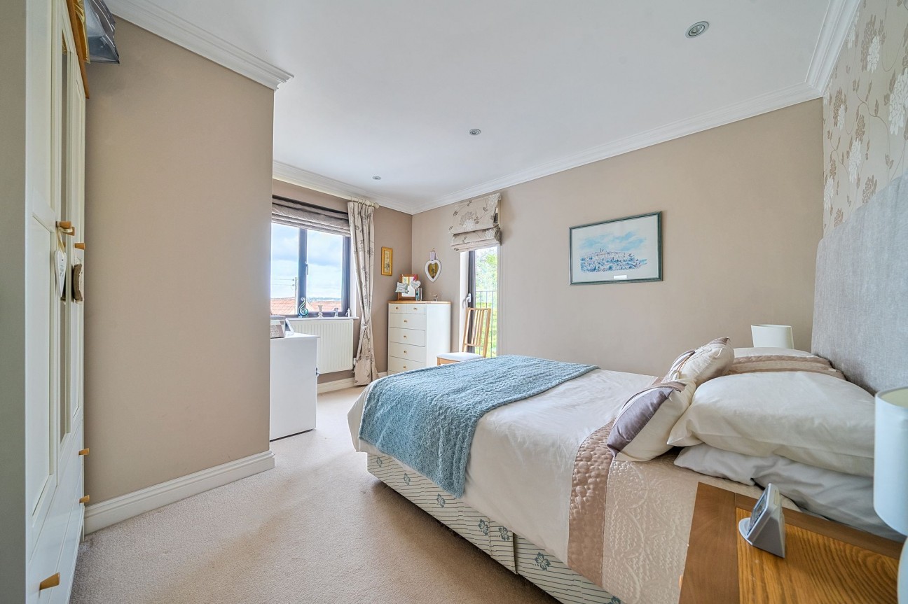 Bell Square, Blagdon, BS40
